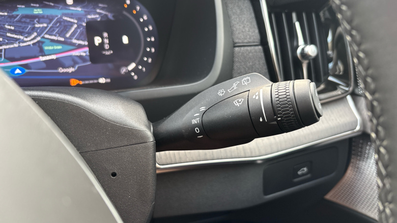 Volvo XC90 2.0 B5P Ultra Dark 5dr AWD Geartronic Petrol Estate